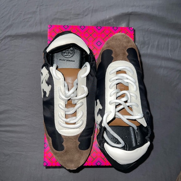 Tory Burch Sneaker - Picture 3 of 6